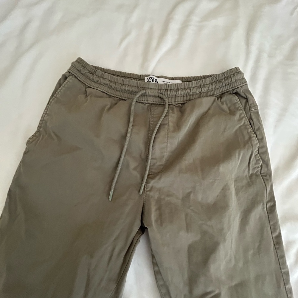Zara Men's Olive Green Cuffed Joggers